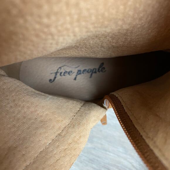 Free People Brown Suede Kenna Platform Lug Sole Clog Boots Sz.41(US 10) NWOB - Picture 13 of 16